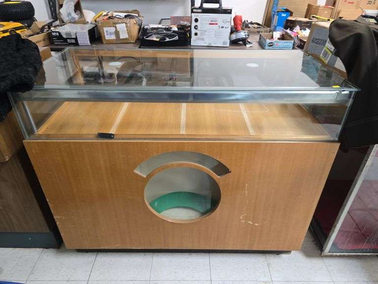4' Glass Top Showcase image