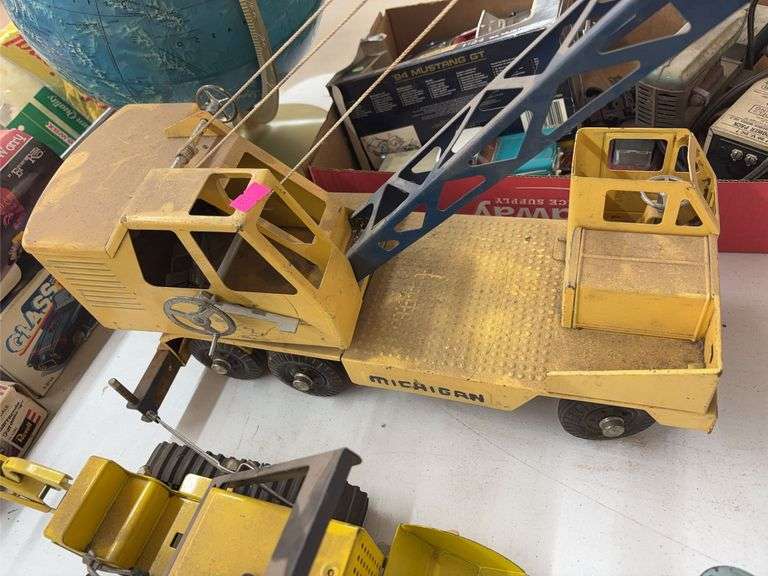 T-24 crane excavator image