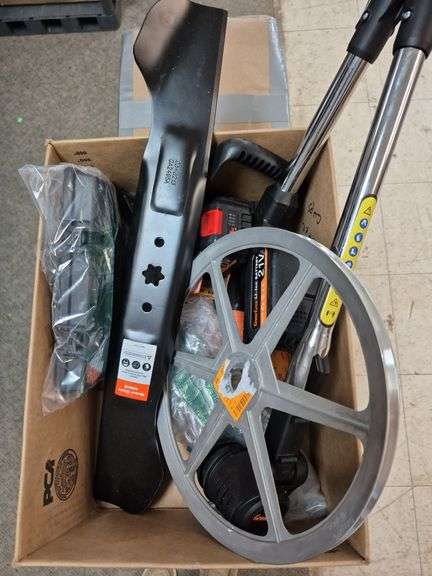 Box of miscellaneous items image