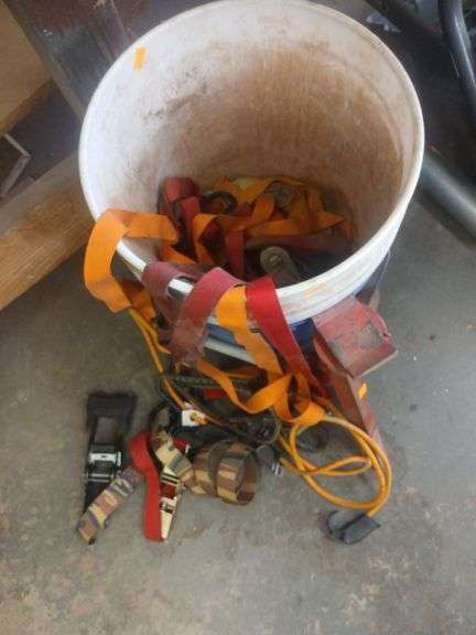 Bucket of straps floor jack image