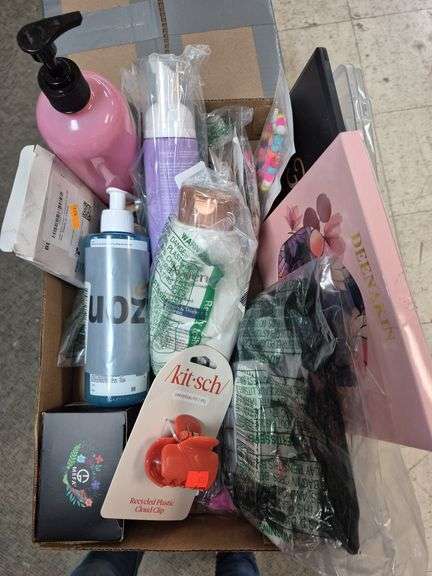 Box of miscellaneous items image