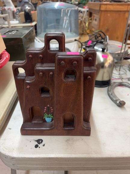 Adobe decor box image