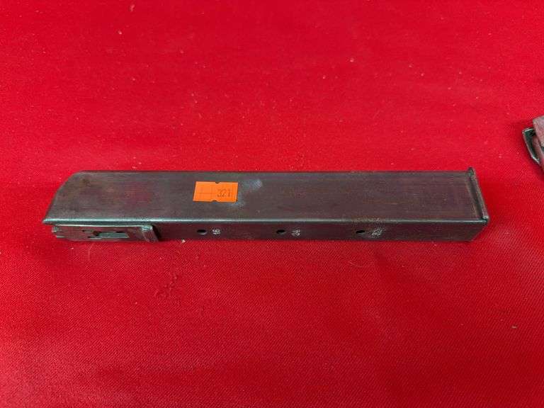 WWII Sub machine gun magazine image