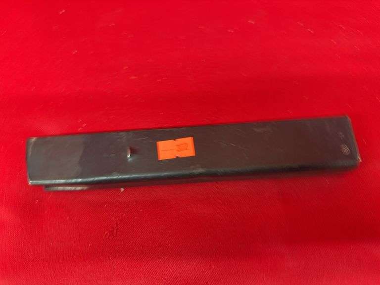 WWII Sub machine gun magazine image