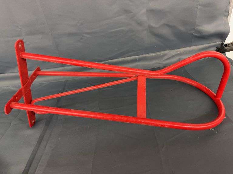 Wall mount Saddle stand image