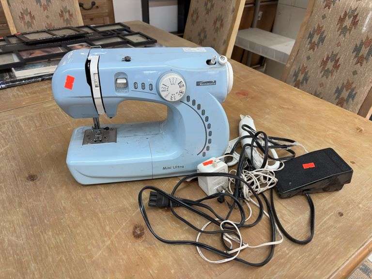 Kenmore mini ultra sewing machine image