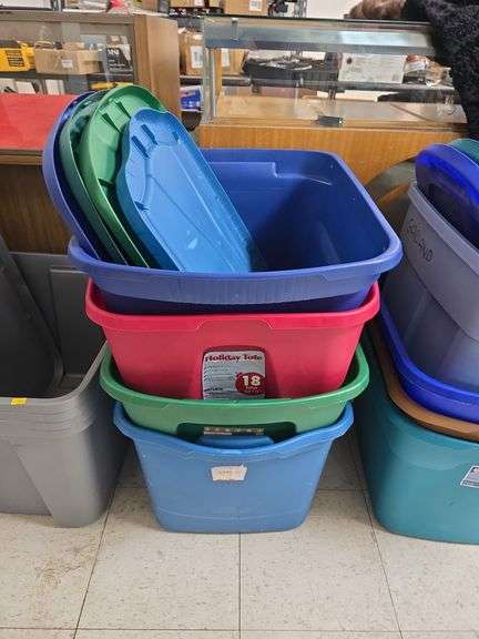 4 Tubs w/ Lids image