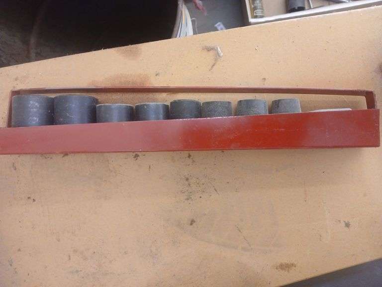 Sockets set 9pc image