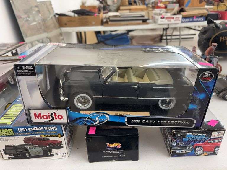 1949 Ford diecast car image