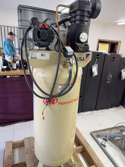 Ingersoll Rand 60-Gallon Vertical Air Compressor – Single Stage image