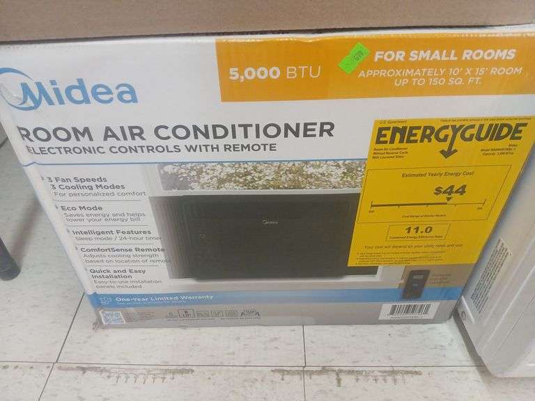 Midea room air conditioner with window shelf image