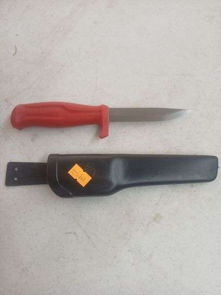 Moral sweeden knife image