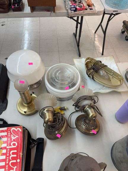 Miscellaneous light fixtures image