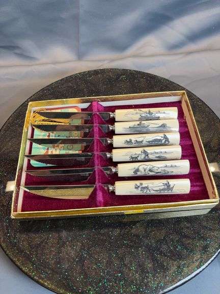 Ivory steak knife’s image