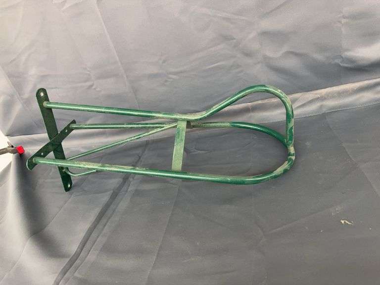 Wall mount Saddle stand image