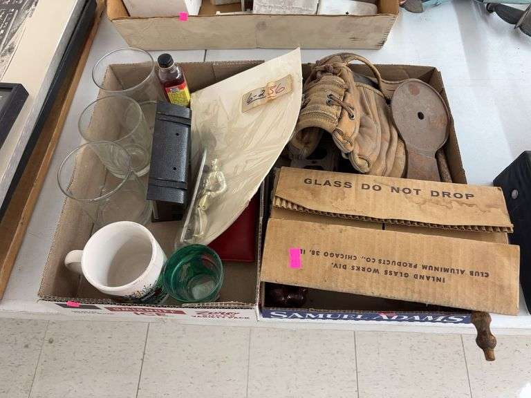 2 boxes of miscellaneous items image
