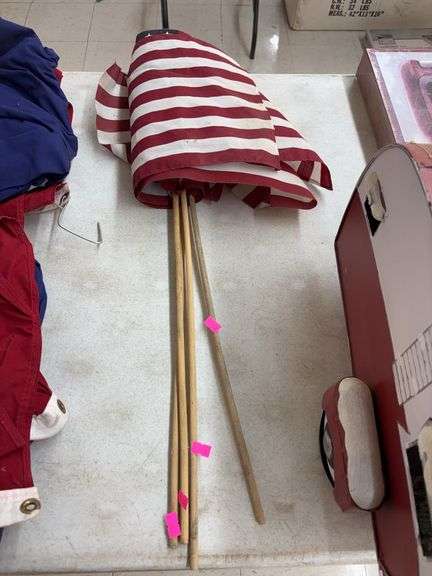 4 Small American flags image