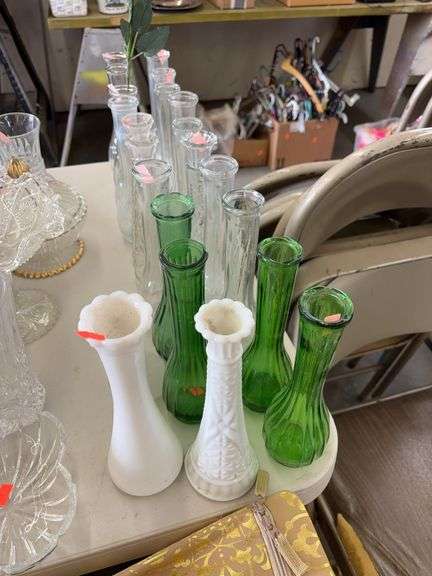 Miscellaneous vases image