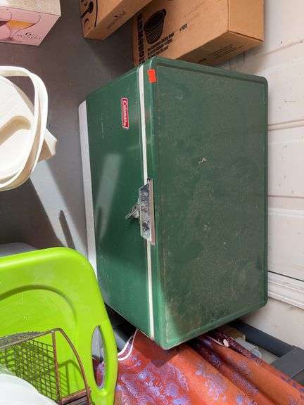 Coleman cooler image