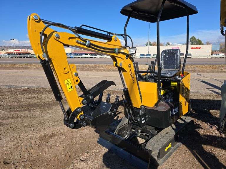 2025 CFG Industry Mini Excavator H12R, 13.5 HP image