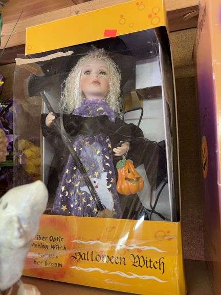 Porcelain Halloween witch image