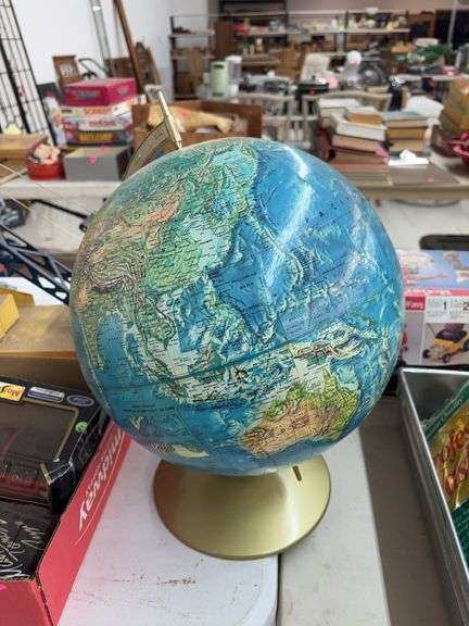 World Portrait Globe image