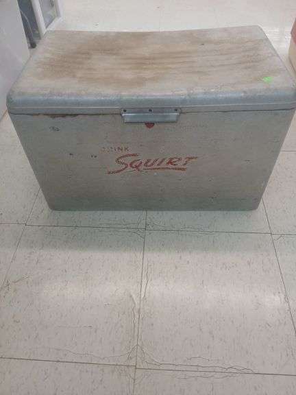 Drink squirt cooler image