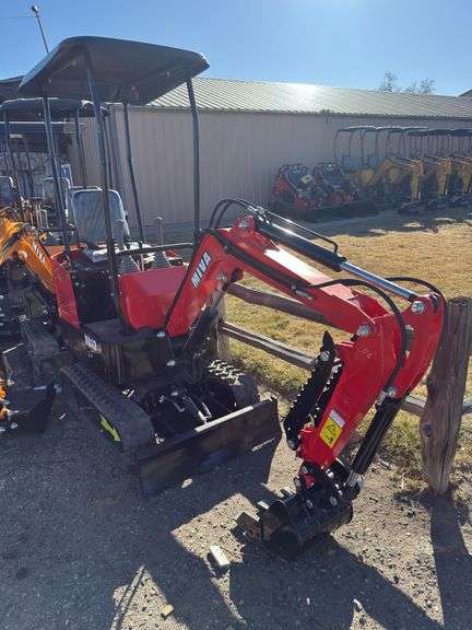 Miva VA13 mini Excavator image