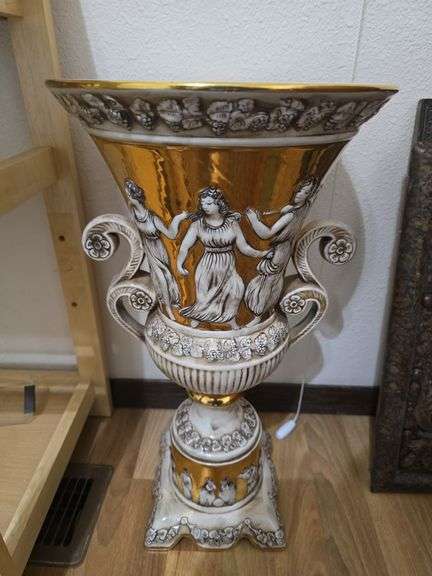 24" Capodimonte Vase (Made in Italy) image