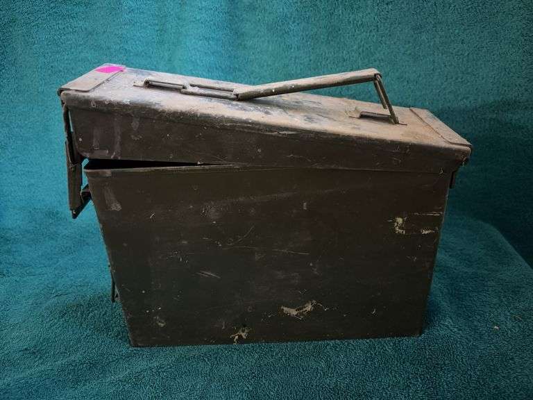 Ammo can with ammo image