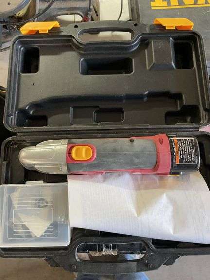 Chicago electric multifunction 12 V lithium power tool. image