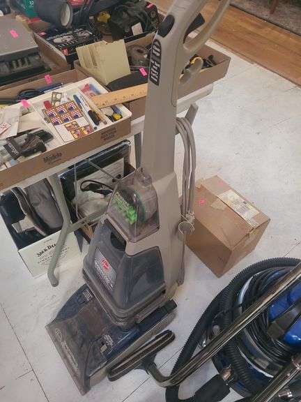 Hoover steamvac carpet cleaner image