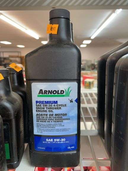 One bottle of Arnold premium SA 5W-30 four cycle, snowthrower engine oil image