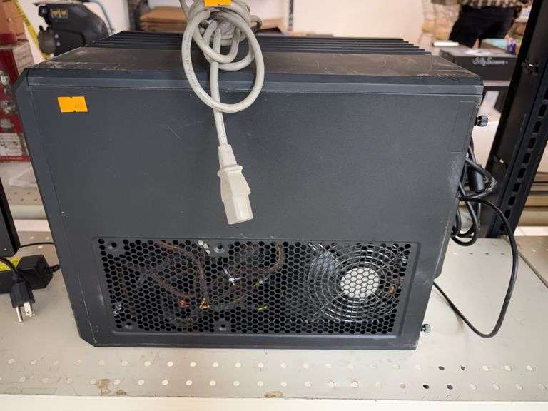 Corsair Carbide Series Air 240 tower and acre monitor image