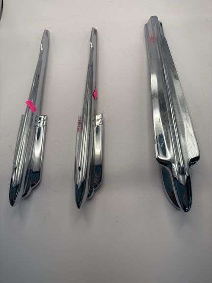 1946-1947 chevy hood emblems image