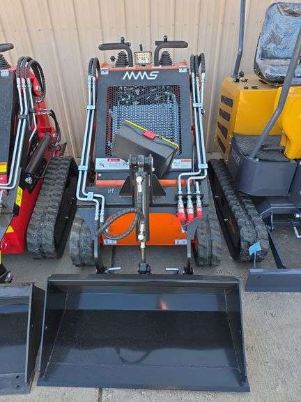 MMS MS36C mini skidsteer image