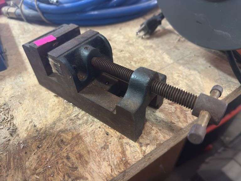 Small Machinist vise image
