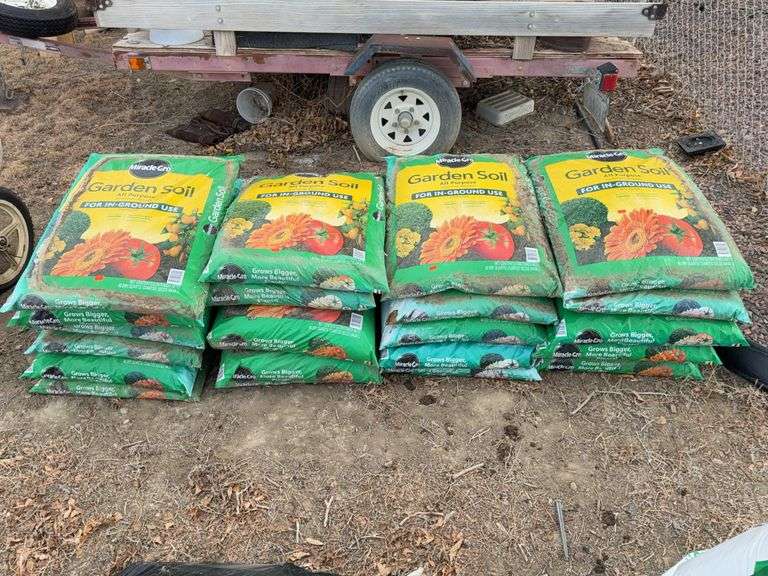 Lot of Miracle-Gro Garden Soil – All Purpose, 21 Bags image