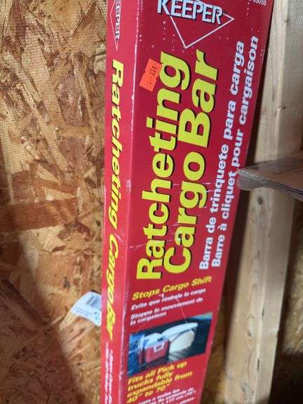 Ratcheting cargo bar. image