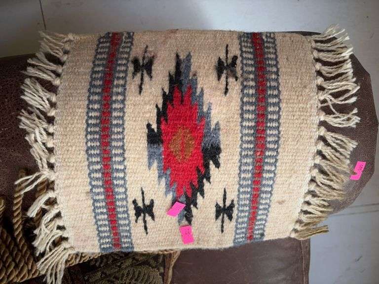 Southwestern style decorative center piece image