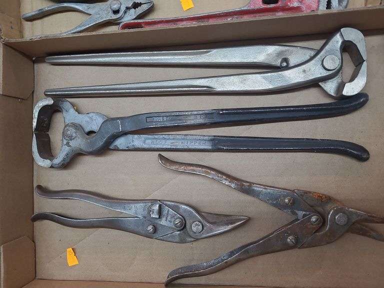 2 pairs of tin snips,  2 hoof nippers image
