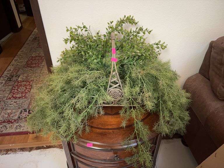Basket of fake plants image