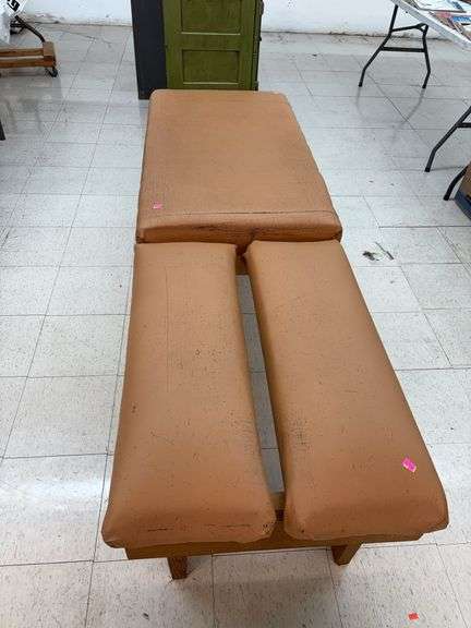 Message/exam table image
