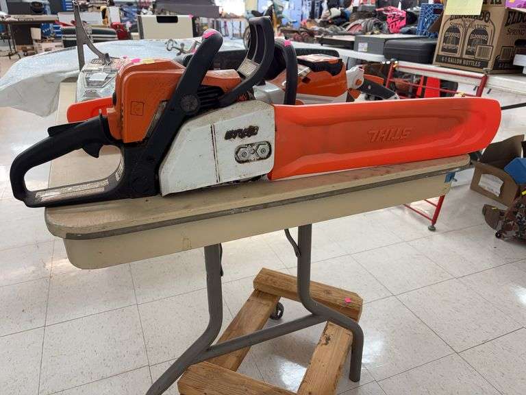 Stihl has chain saw image