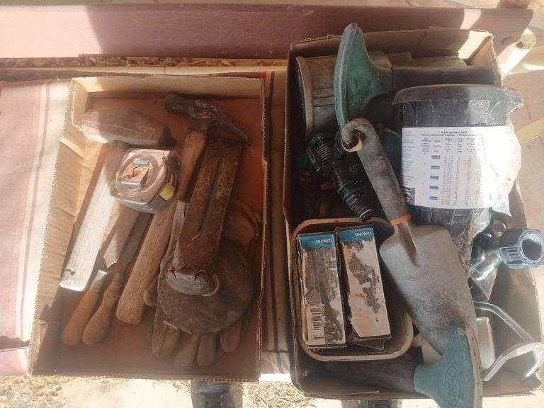 Flat of misc tools. image