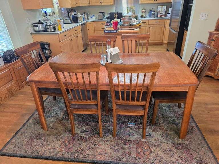 Dining Room Table w/ 6 Chairs and 1 Leaf image