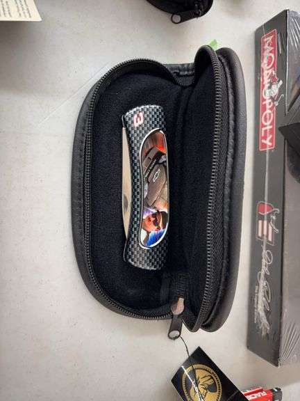Collectible Dale Earnhardt knife image