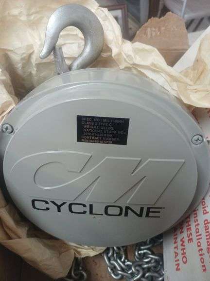 Cyclone Chain Hand Hoist New in Box image