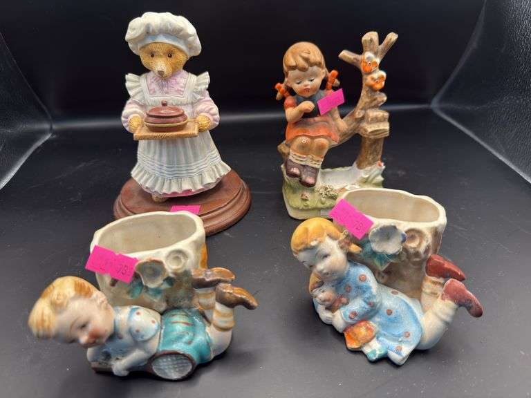 Porcelain figured image