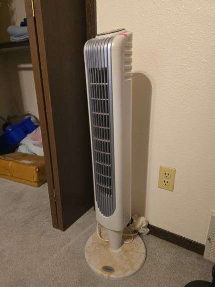 Holmes Oscilating Fan image